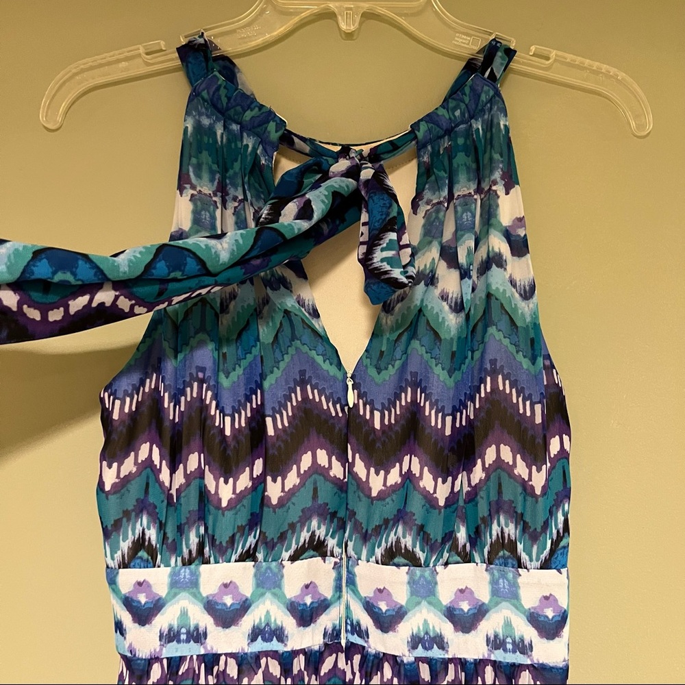 Patterned Maxi Dress - Picture 5 of 6
